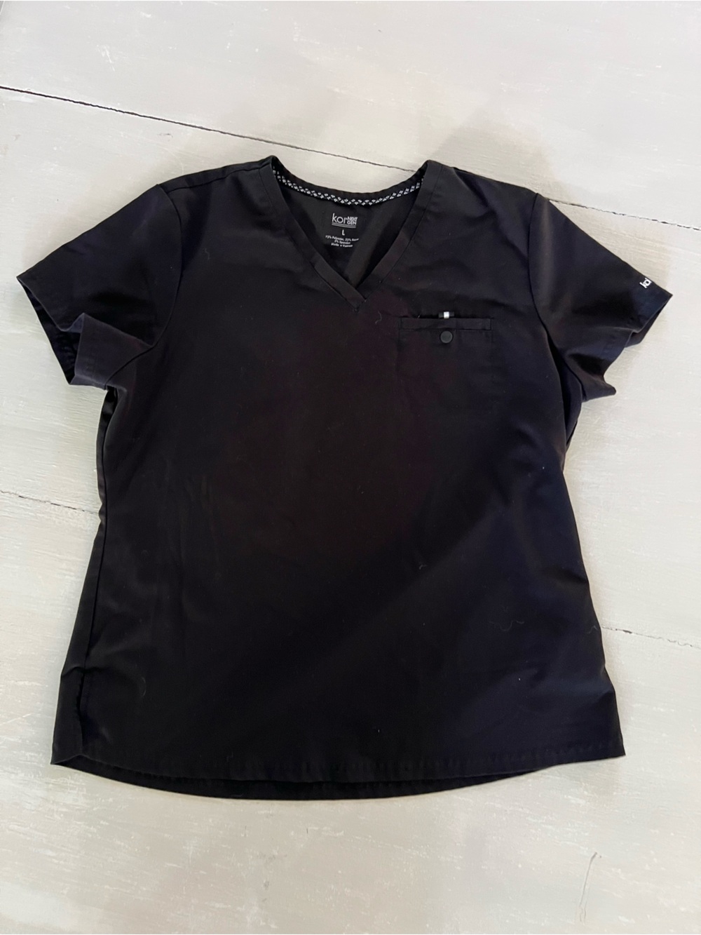 Koi Next Gen Women’s L Black V Neck Scrub Top Medical Nurse